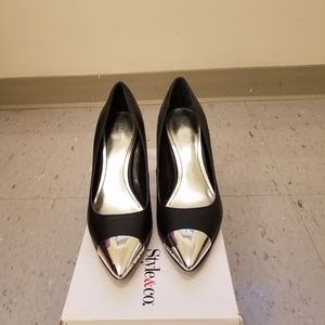 Style and Co Sliver tip pump